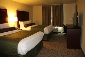 Cobblestone Hotel & Suites - Devils Lake