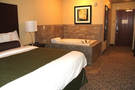 Cobblestone Hotel & Suites - Devils Lake