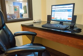 Holiday Inn Express Devils Lake