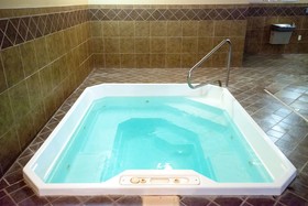 Holiday Inn Express Devils Lake