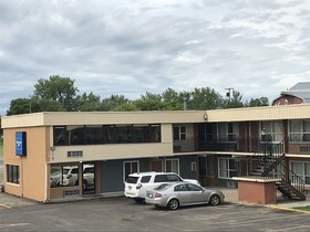 Roadway Inn