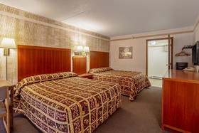 Roadway Inn