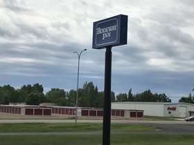 Roadway Inn