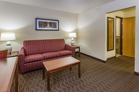 AmericInn by Wyndham Dickinson
