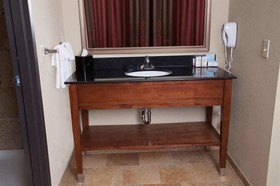 Hampton Inn & Suites Dickinson