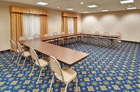 Holiday Inn Express & Suites Dickinson