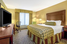 La Quinta Inn & Suites by Wyndham Dickinson