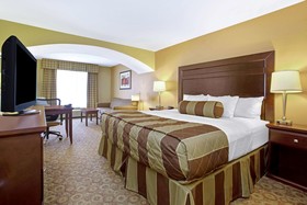 La Quinta Inn & Suites by Wyndham Dickinson
