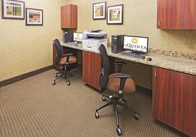 La Quinta Inn & Suites by Wyndham Dickinson