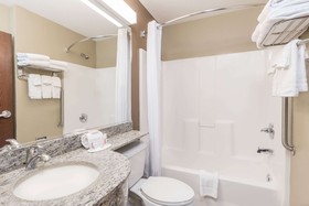 Microtel Inn & Suites by Wyndham Dickinson