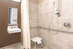 Microtel Inn & Suites by Wyndham Dickinson