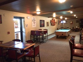 Badlands Inn & Suites