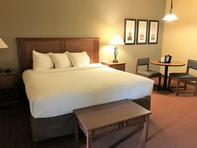 AmericInn by Wyndham Fargo Medical Center