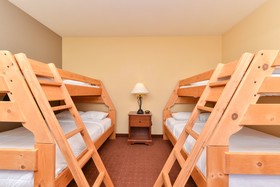 AmericInn by Wyndham Fargo Medical Center