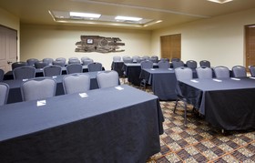 AmericInn by Wyndham Fargo Medical Center