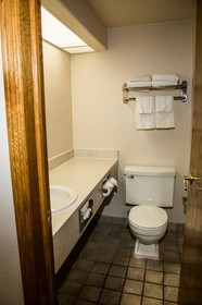 Baymont by Wyndham Fargo