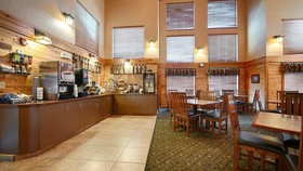 Best Western Plus Kelly Inn & Suites