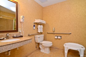 Best Western Plus Kelly Inn & Suites