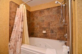 Best Western Plus Kelly Inn & Suites