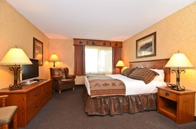 Best Western Plus Kelly Inn & Suites