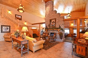 Best Western Plus Kelly Inn & Suites