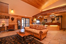 Best Western Plus Kelly Inn & Suites