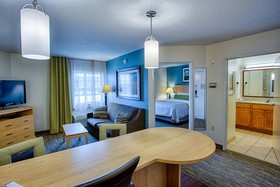 Candlewood Suites Fargo / North Dakota State University