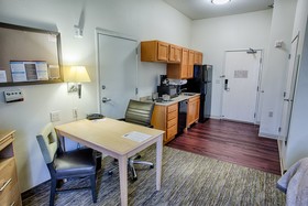 Candlewood Suites Fargo / North Dakota State University