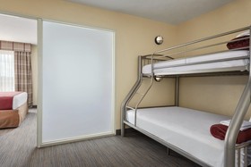 Country Inn & Suites by Radisson, Fargo, ND