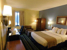 Days Inn by Wyndham Fargo