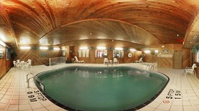 Econo Lodge West