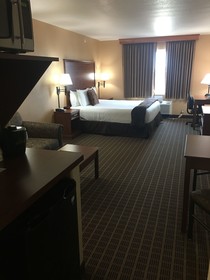 Expressway Suites of Fargo