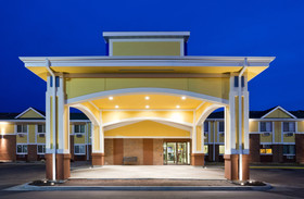 Fargo Inn & Suites