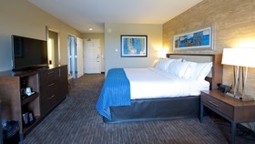Holiday Inn Express Fargo SW  I-94 45th St