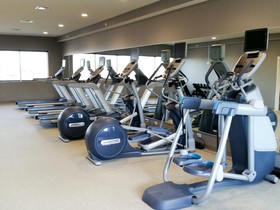 Holiday Inn Express Fargo SW  I-94 45th St