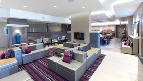 Holiday Inn Express Fargo SW  I-94 45th St