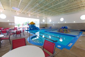 Holiday Inn Express Fargo SW  I-94 45th St