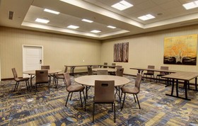 Holiday Inn Express Fargo SW  I-94 45th St