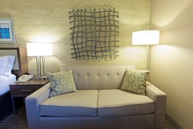 Holiday Inn Express Fargo - West Acres