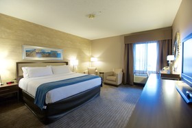 Holiday Inn Express Fargo - West Acres