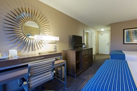 Holiday Inn Express Fargo - West Acres