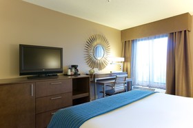 Holiday Inn Express Fargo - West Acres