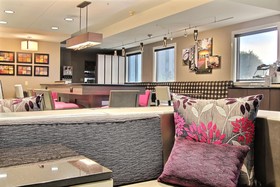 Holiday Inn Express Fargo - West Acres