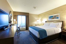 Holiday Inn Express Fargo - West Acres