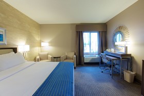 Holiday Inn Express Fargo - West Acres