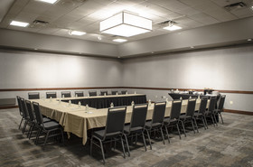 Holiday Inn Fargo