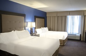Holiday Inn Fargo