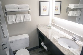 Holiday Inn Fargo