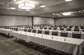 Holiday Inn Fargo