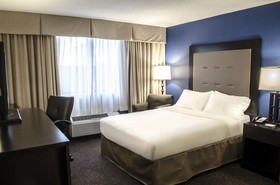 Holiday Inn Fargo
